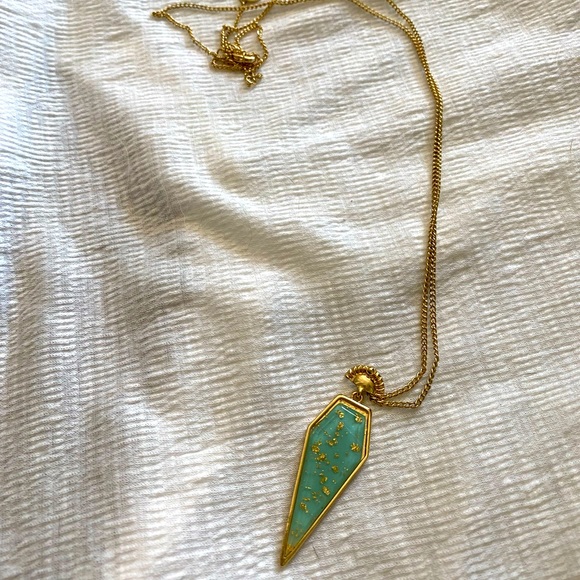 🔴Gold and turquoise necklace